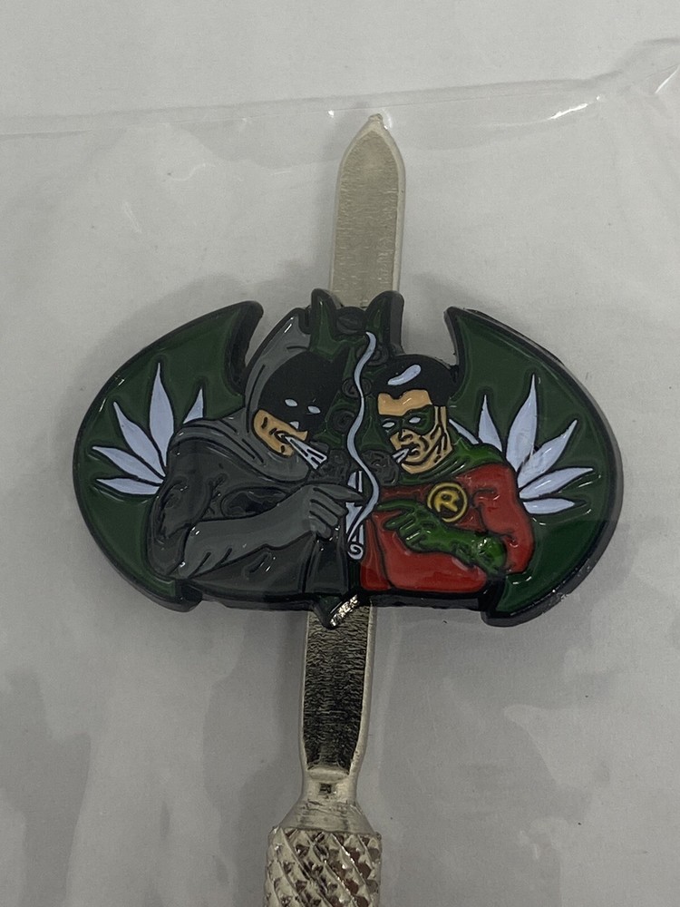 Batman And Robin Scooping Tool - 4.75”