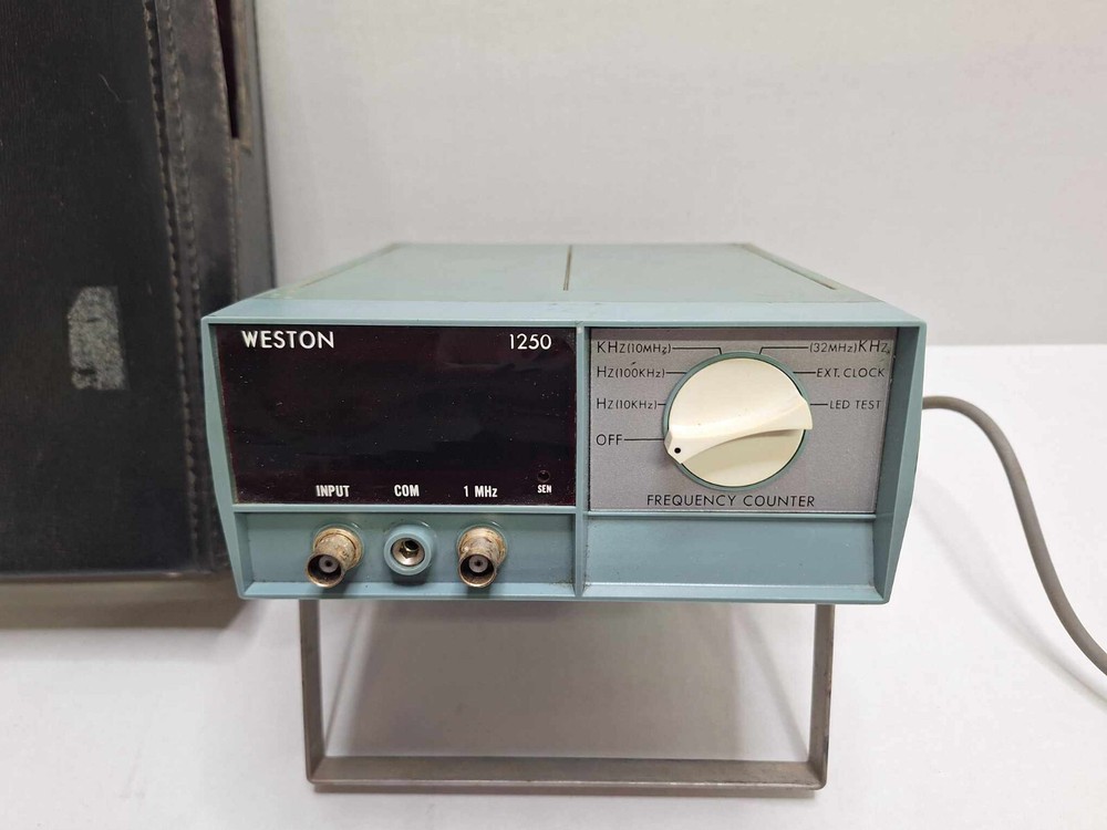 Weston 1250 Frequency counter