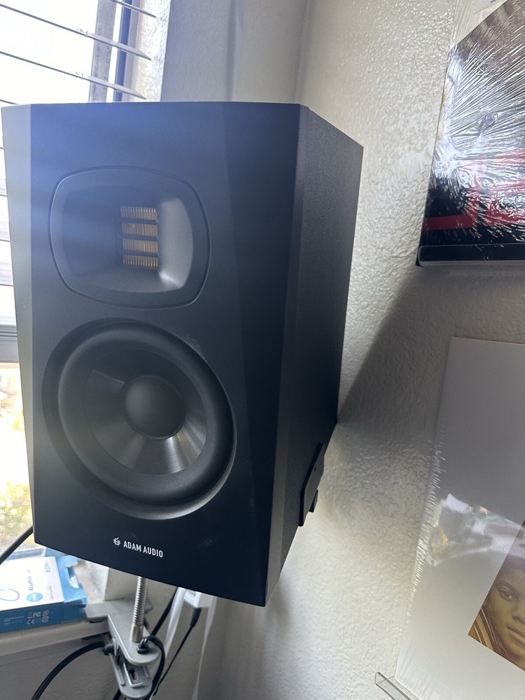 DJ Rane One & Adam T5V Speakers (Pair )