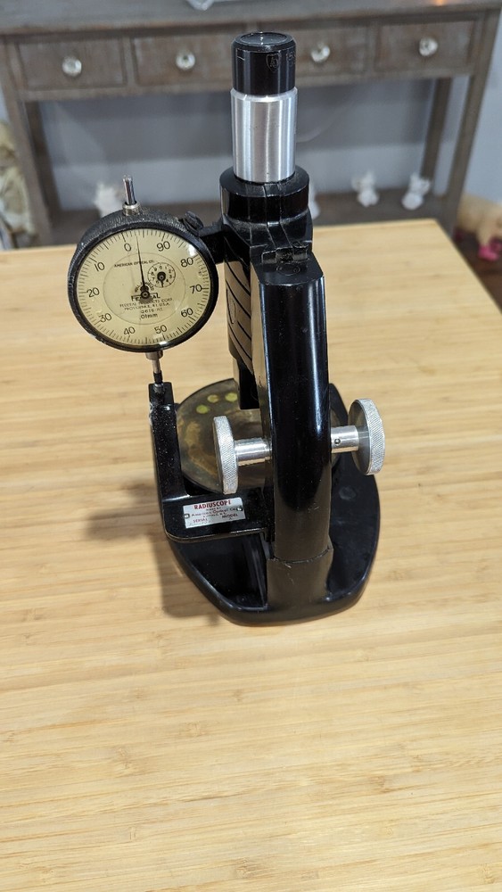 VINTAGE AMERICAN OPTICAL / AO RADIUSCOPE MODEL # A  UNTESTED
