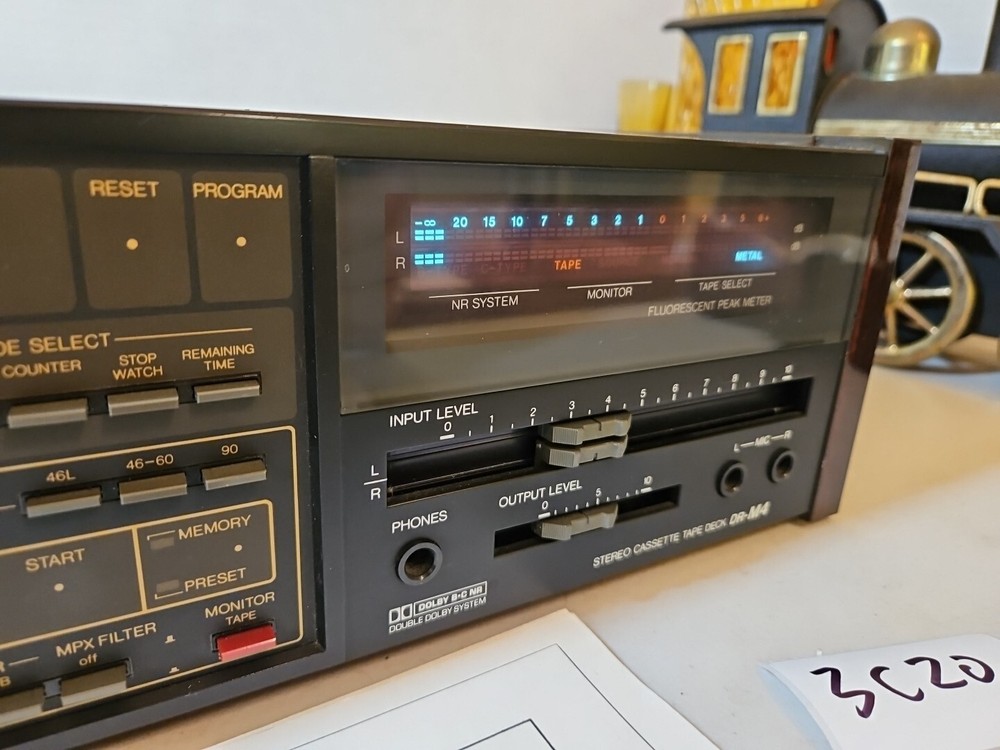 Denon Cassette Tape Player DR-M4 drm4 Deck 3C20