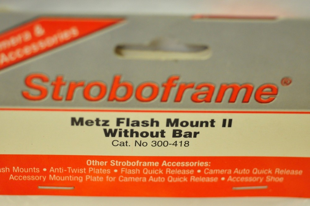 Stroboframe #300-418 Metz flash mount II. NOS
