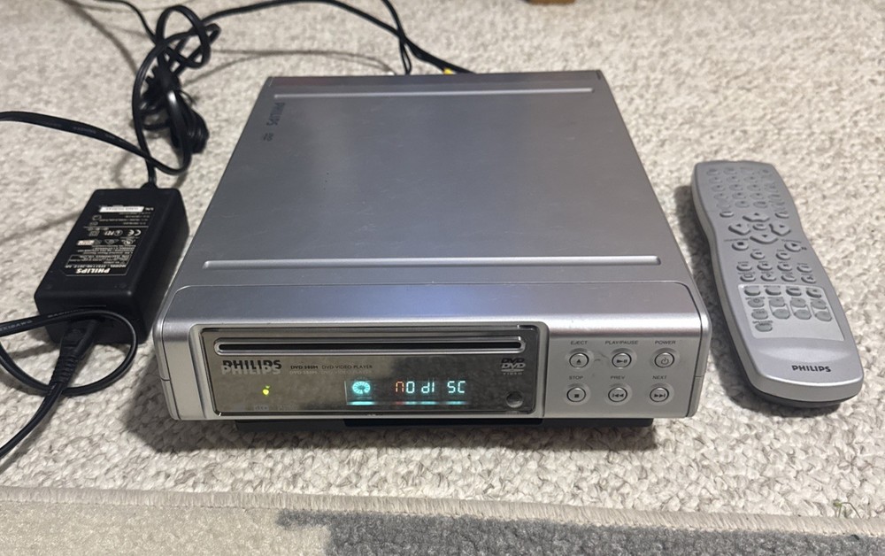 Philips DVD 580 M Player With Remote