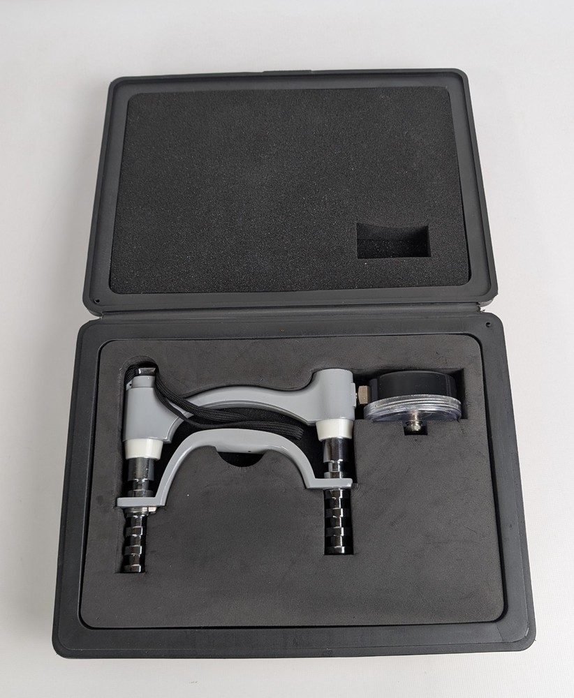 Jamar Hydraulic Hand Dynamometer Grip Strength Tester w/ Case 081028935-Tested