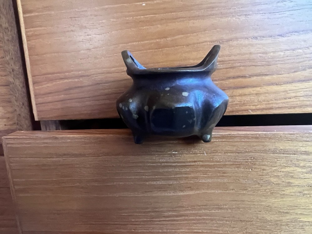Chinese Bronze Incense Burner with Gold sparkles