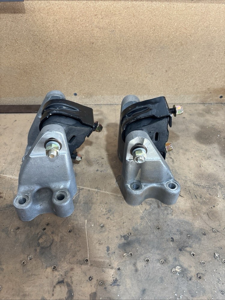 2.8R Cummins Engine Mounts