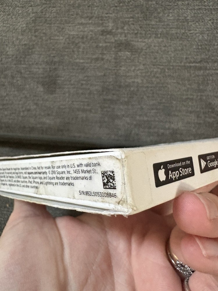 Mobile Debit Credit Card Reader Square Smartphone Swipe Payment Apple Android