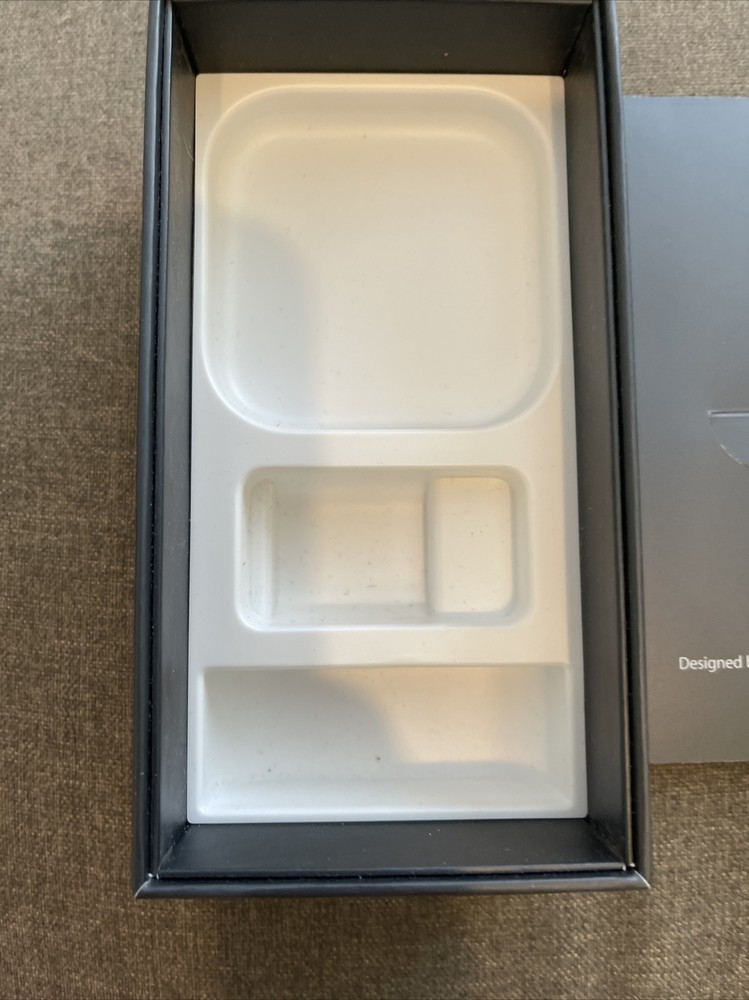 Apple iPhone 5 Empty Box, with Inserts 16 GB