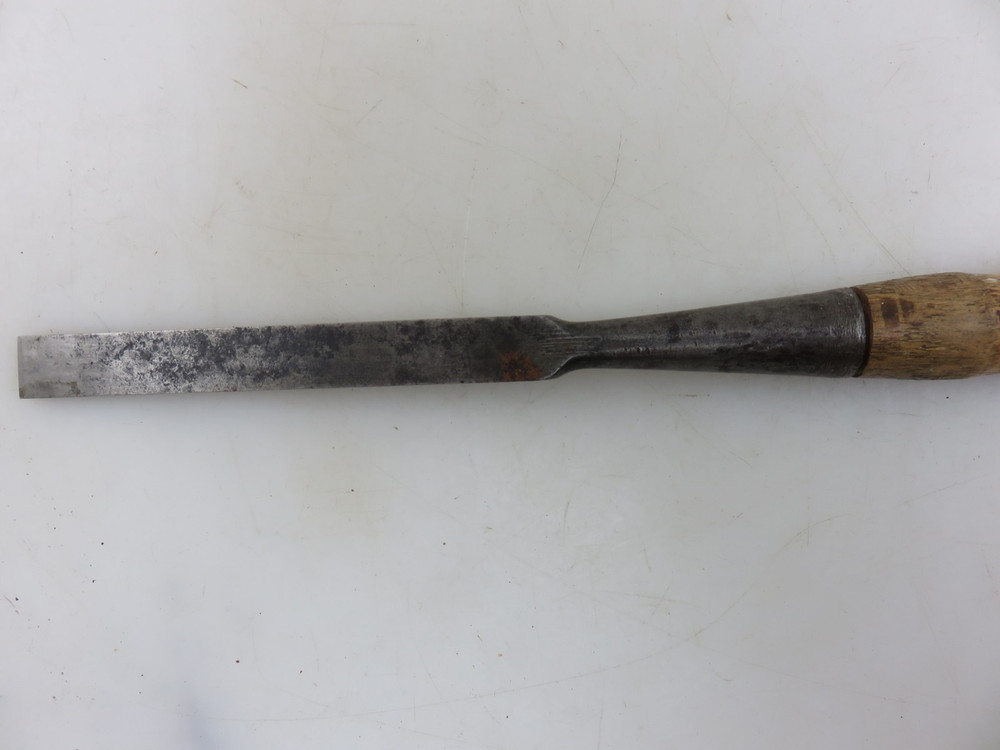 DR Barton Wood Handle Socket Chisel 5/8" Vintage