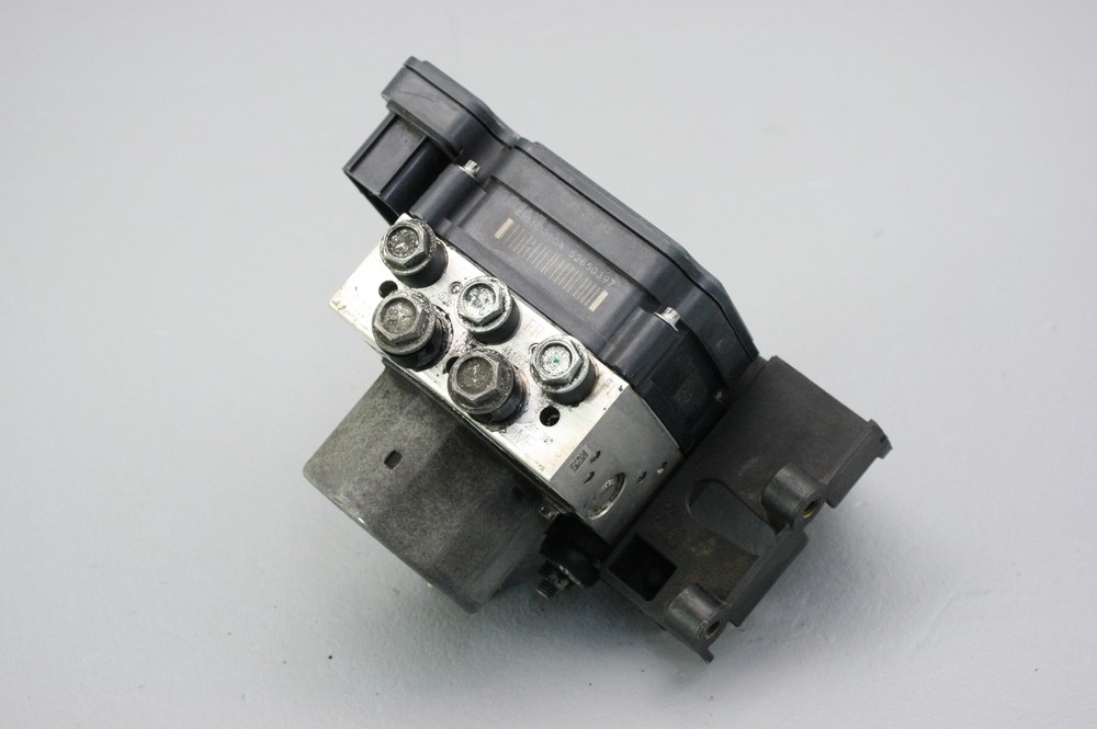 2016 Harley Road Glide Ultra ABS Pump Controller Module Unit Assembly 41100013