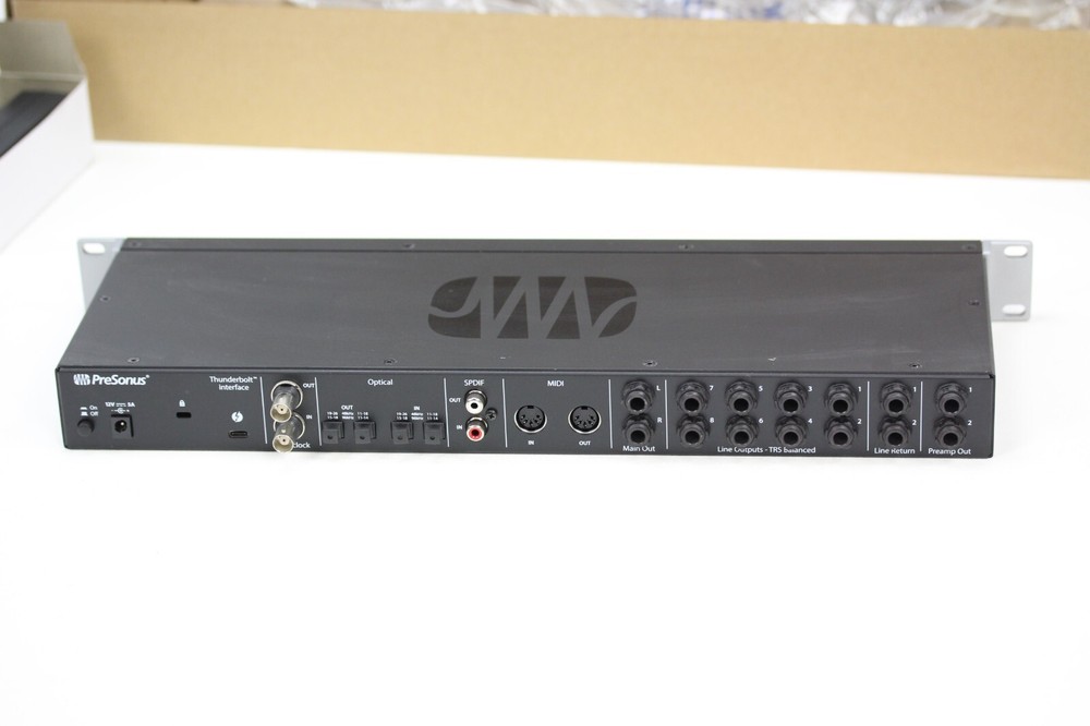 PreSonus Quantum 2626 Thunderbolt 3 Audio Interface open box w/ power supply