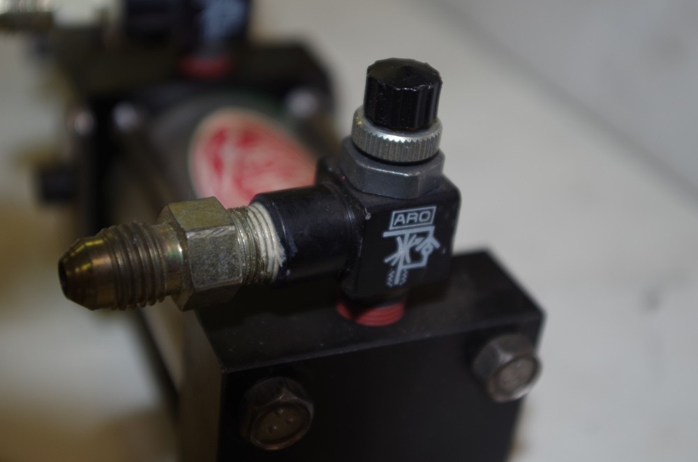 DESTACO PNEUMATIC HOLD DOWN CLAMP CODE: PC-301