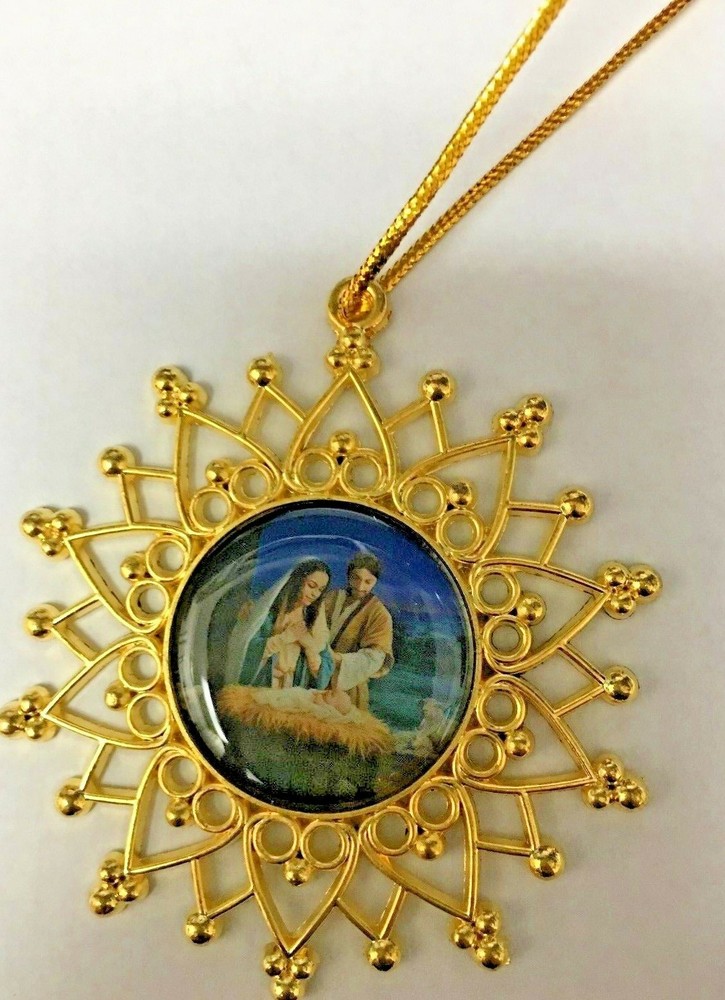 CHRISTMAS ORNAMENT FOR HOLIDAY DECORATING