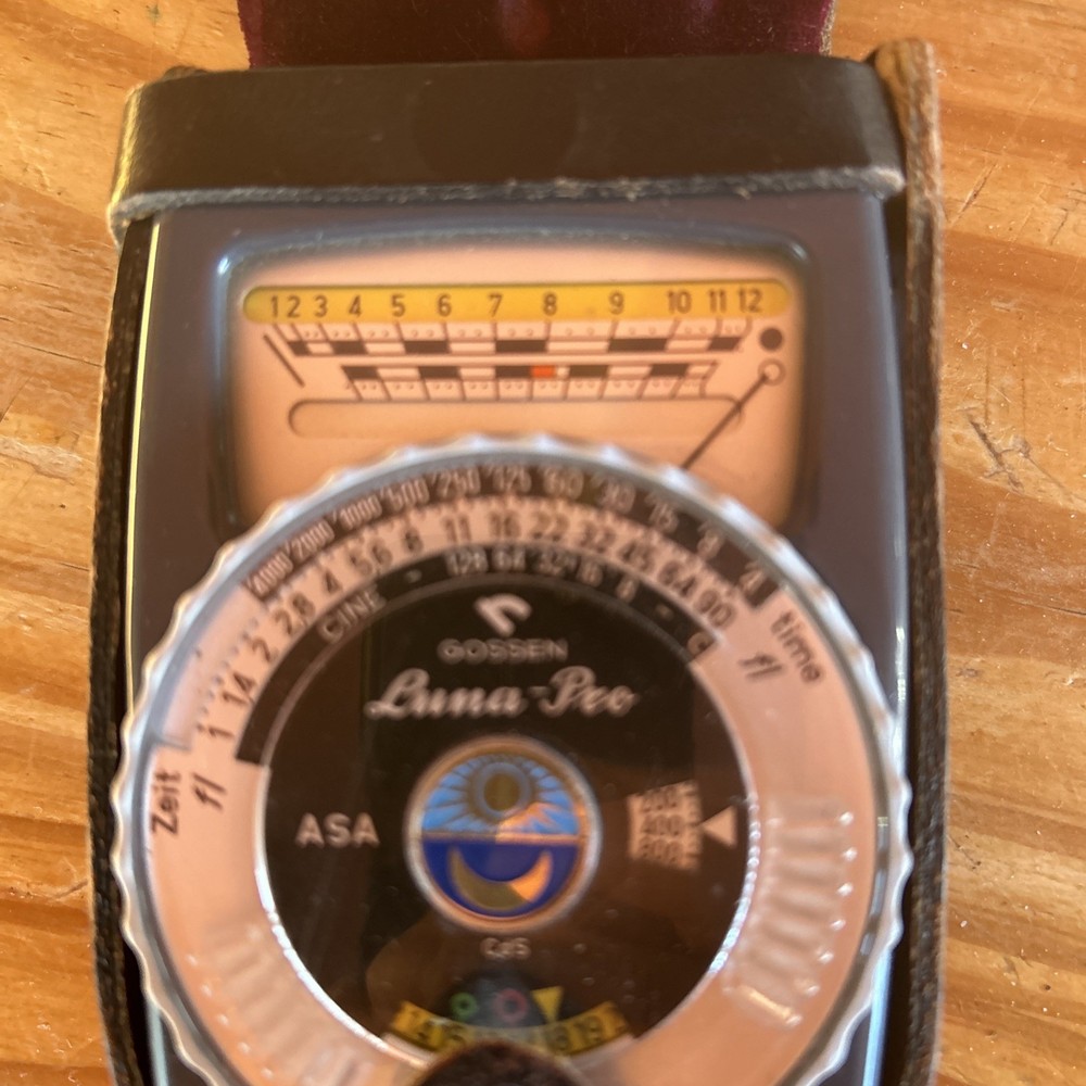Gossen Luna-Pro Cds Light Meter with Case Cleaned And Calibrated