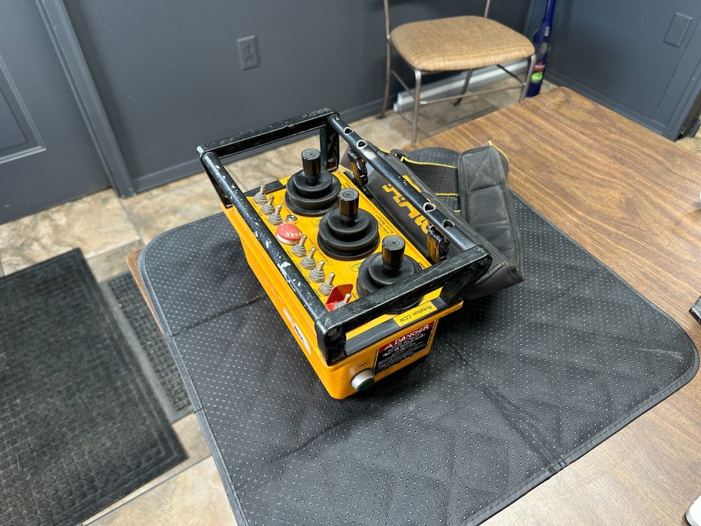 Altec HETRONIC Digger Derrick Remote Control - Type GA 610 - SYS H1 00476