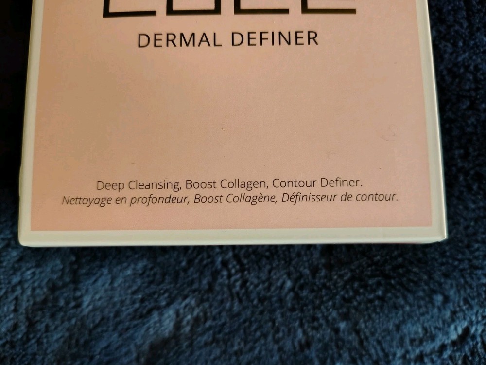 LUCE Dermal Definer Ultrasonic Brush & Anti-Aging Roller