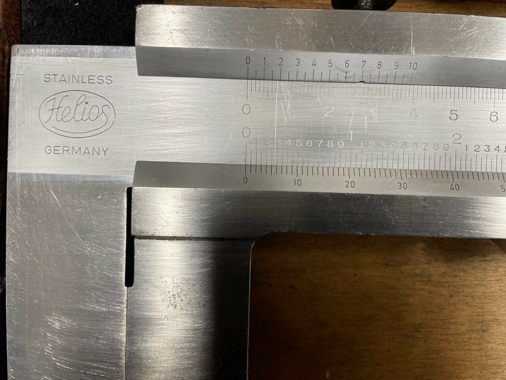 Helios Vernier Caliper, 0-40"/0-100cm Range