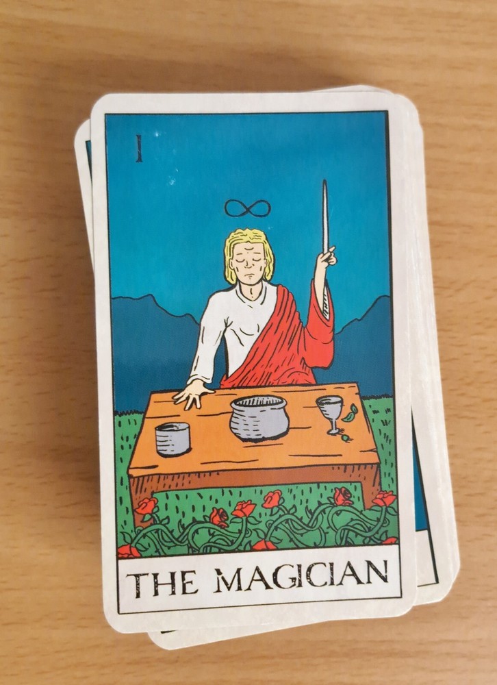 Classic Tarot Deck and Guidebook - Rock Point 2021 - Complete