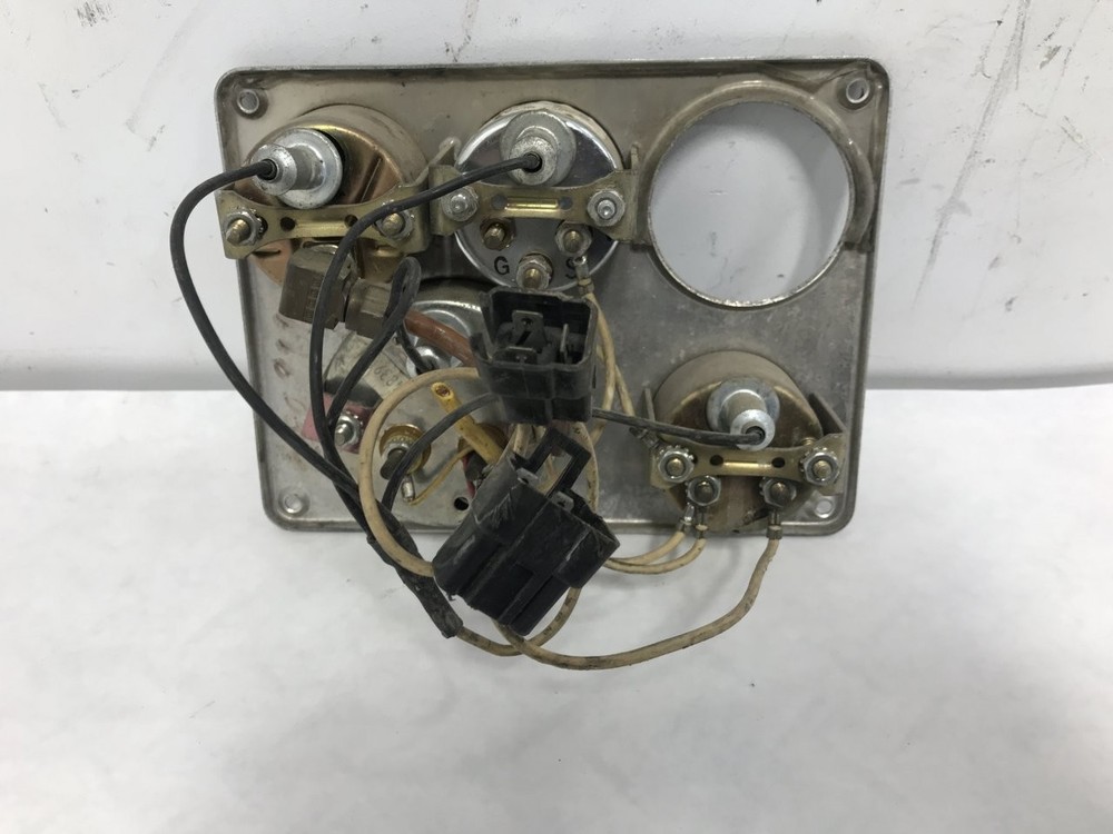 Freightliner FLC112 GAUGE Dash Panel - Used