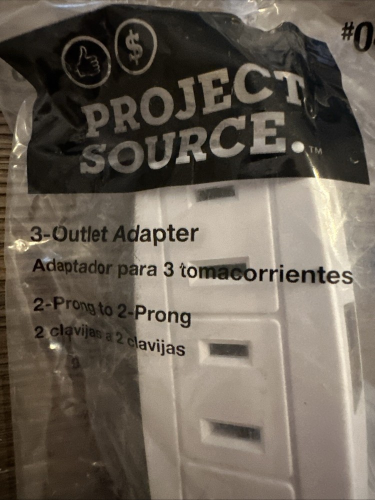 Project Source 15-Amp 2-wire Single To Triple Standard Adapter Off White {A}