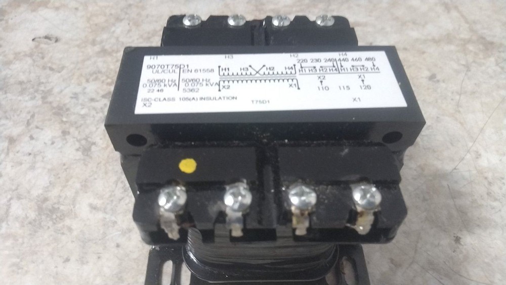 Square D 9070T75D14 208VAC Input 24VAC Output 75VA Control Transformer