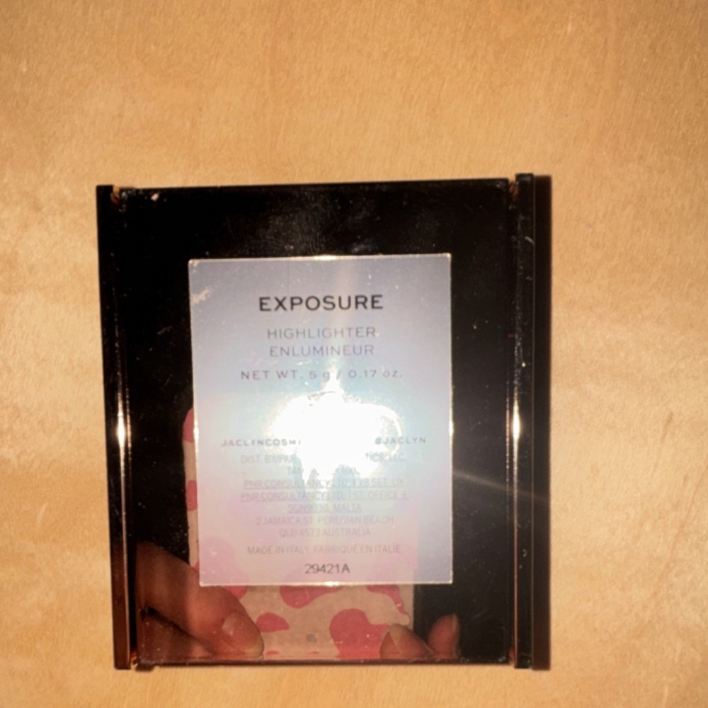 Jaclyn Cosmetics Exposure Highlighter Exposure READ DESCRIPTION