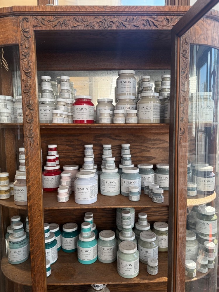 Fusion Mineral Paint