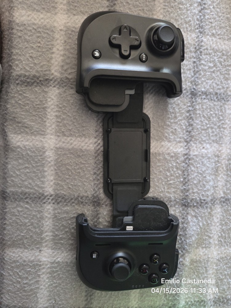 Razer Kishi Gaming Controller Black Ergonomic for iPhone