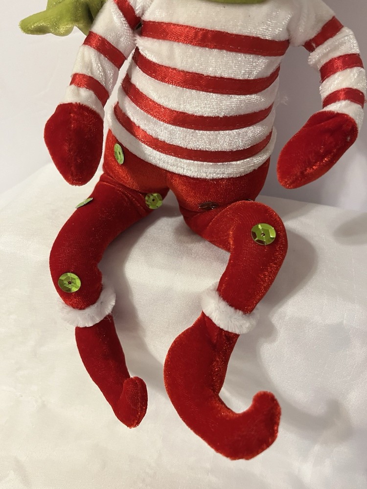 Velvet sitting elf doll