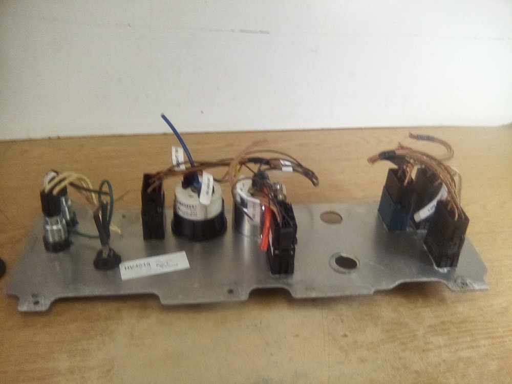 Freightliner M2 22-53168-001 Dash Switch Panel