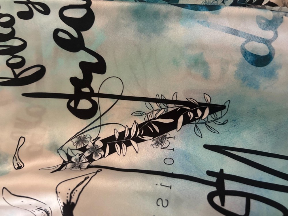 Silk Purse Bow Charm