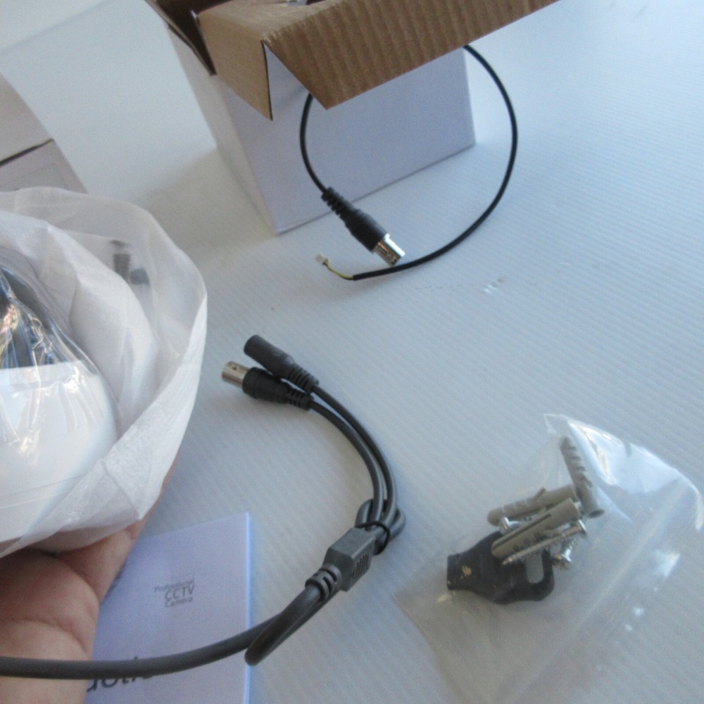 2 LOT - NEW Innotech EXCA262BNCC-DV 24VAC 12VDC Security Camera