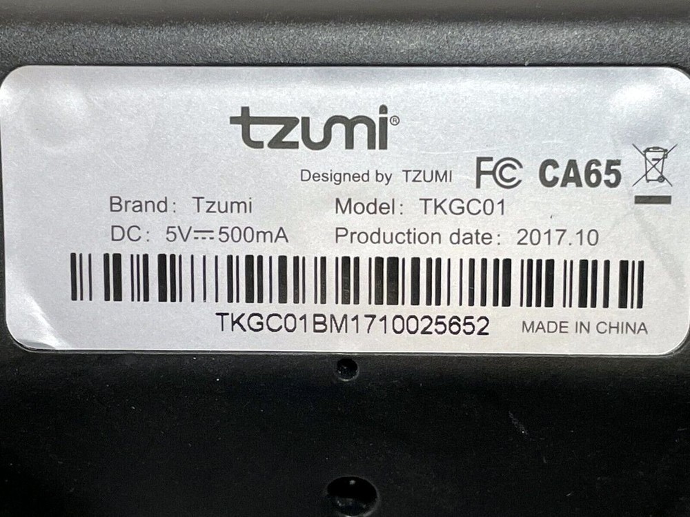 Tzumi Dream Vision TKGC01 Controller Black with USB cable👀