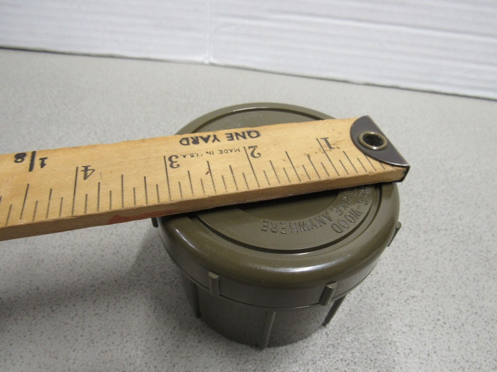 US Military Cold Climate Survival Kit Match Container Case Strike Anywhere NOS