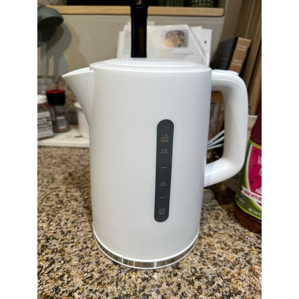 Mainstays 1.7L White Electric Kettle, Auto Shut-Off Safe Rapid Boil Kitchen