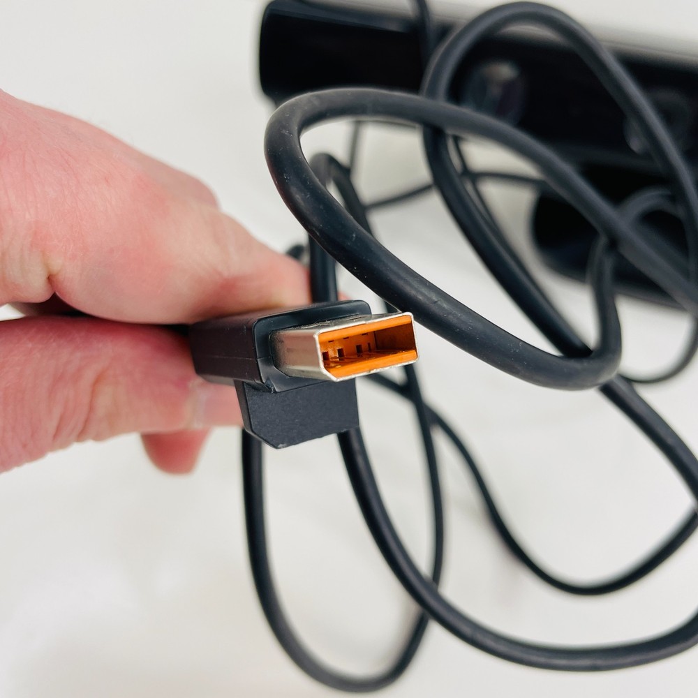 Xbox 230 Kinect Motion Sensor Bar Model 1473 Microsoft 2007 - Read