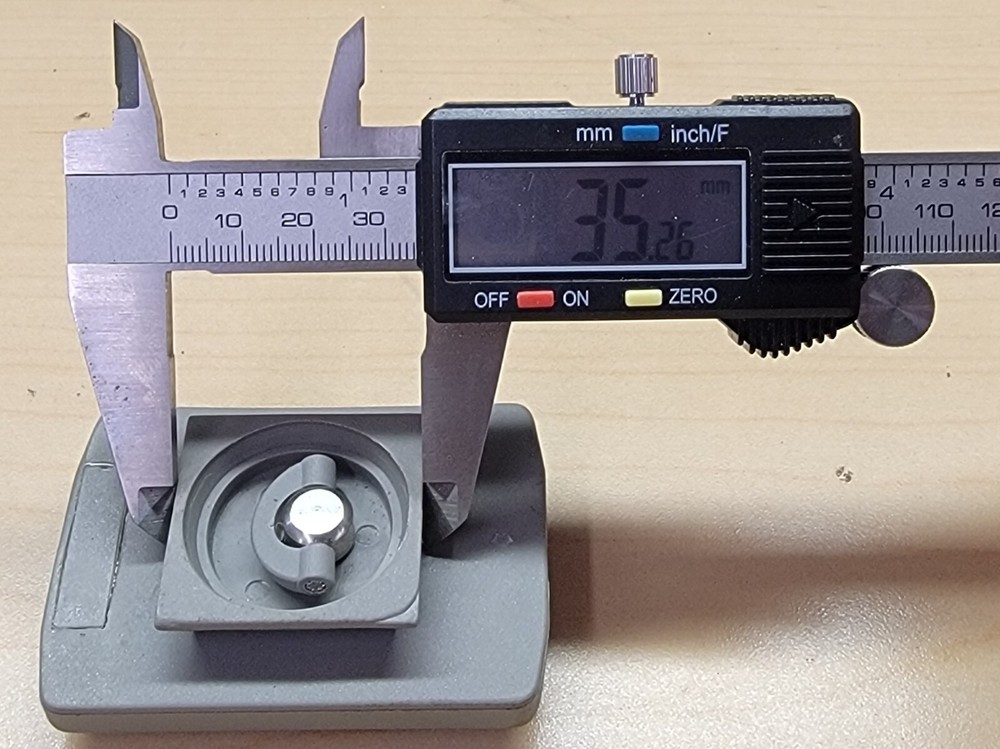 Tripod Quick Release Plate with Level