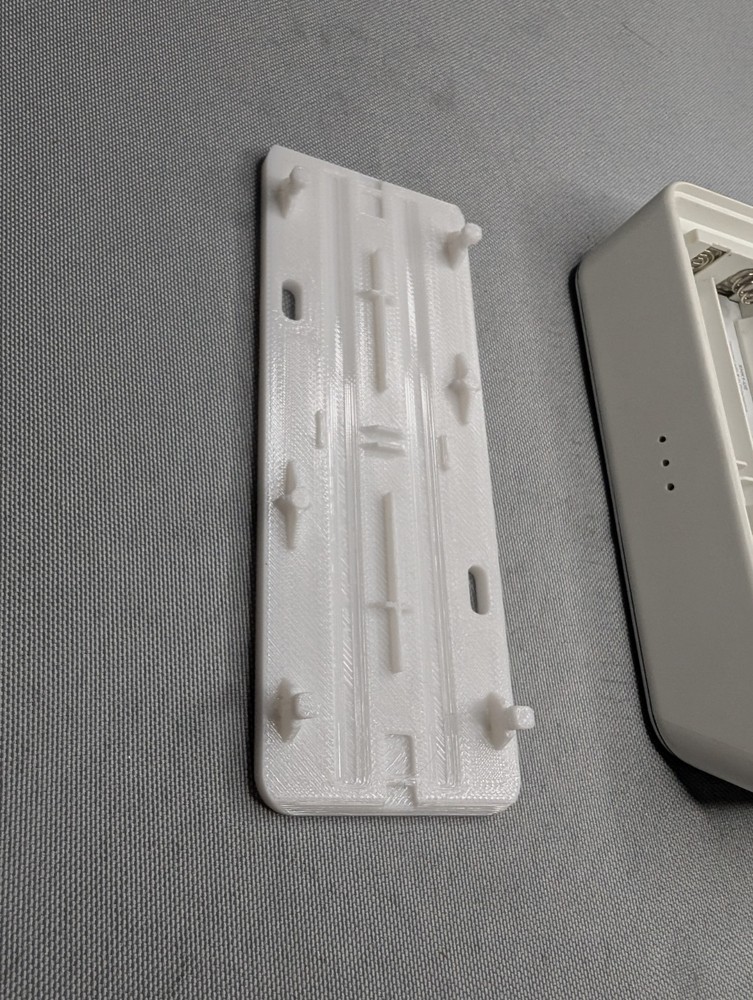 Xfinity XHK1-UE Security Alarm Keypad White Home Security With Replacement Back