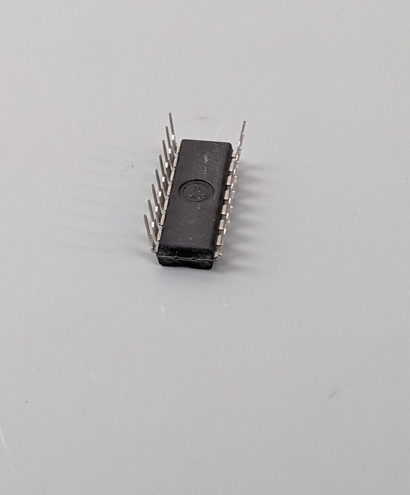MC12011P PLL Components Dual Prescaler IC