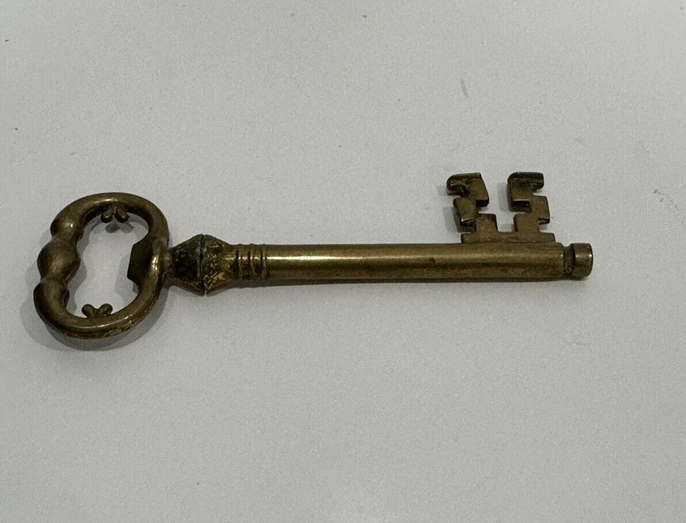 Vintage Brass Key Decor 7 1/4”