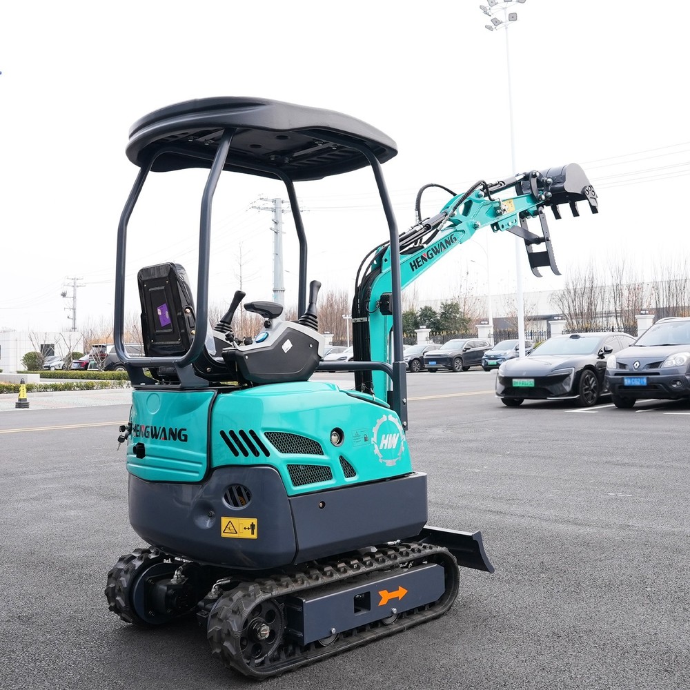 13.5hp mini excavator, B&S EPA engine,pilot control system, free delivery.