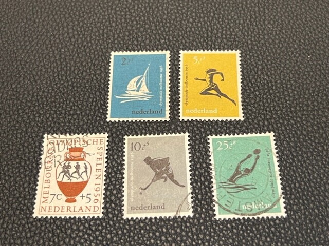 Netherlands B296-300 used