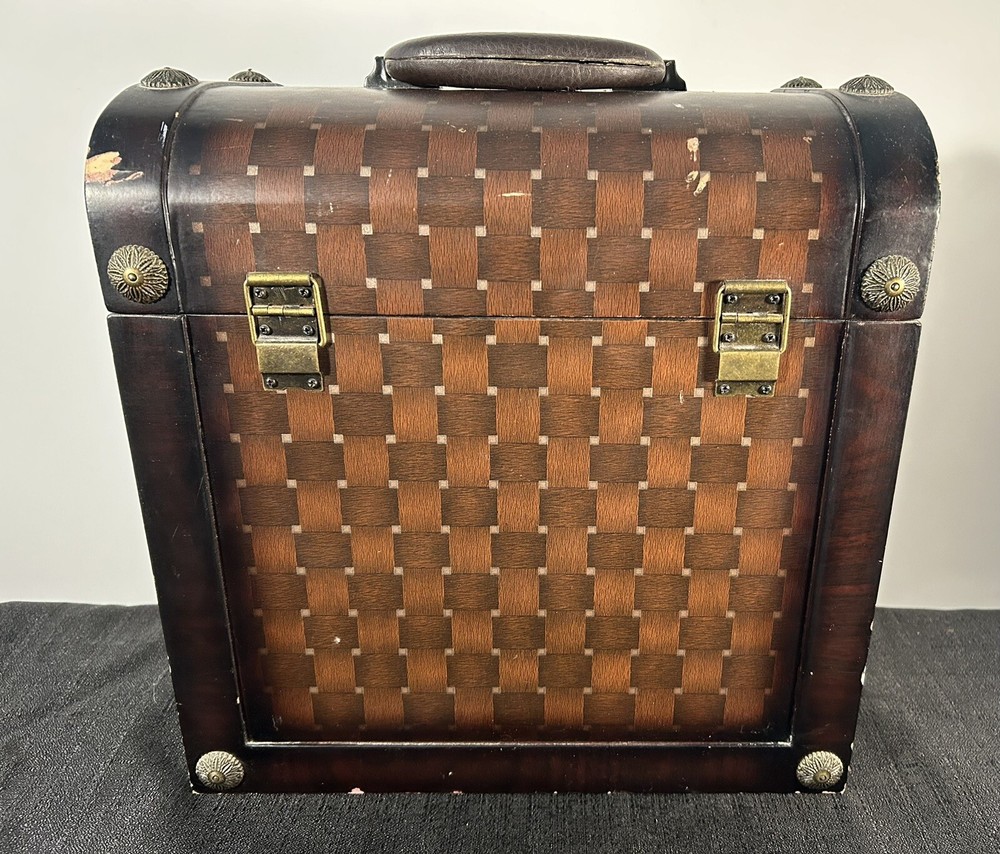 Small Trunk with Handle & Clasp