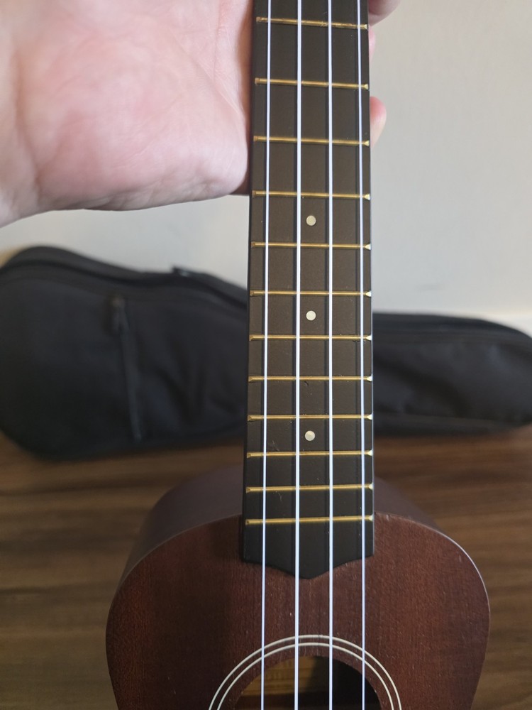 Lanikai LU-11 Ukulele With Soft Case Bundle 20" Long