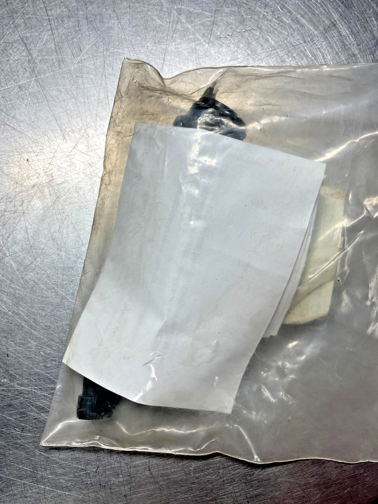 401849A1 OEM Case IH CNH VALVE SENSOR