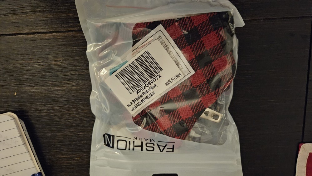 Stylish Face Mask - Buffalo Plaid