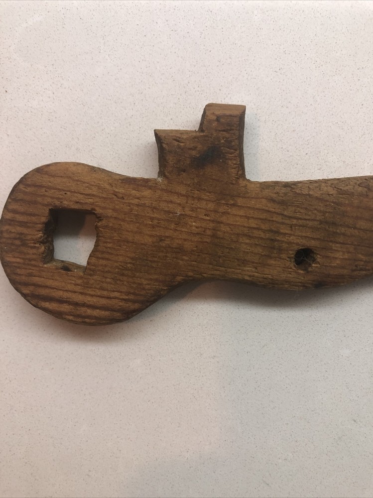 VINTAGE HORSE BIT Wood Pattern