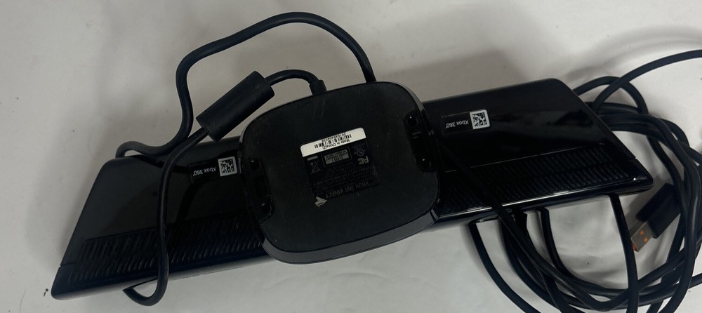 Microsoft 1414 Xbox 360 Kinect Sensor Bar Only - Black