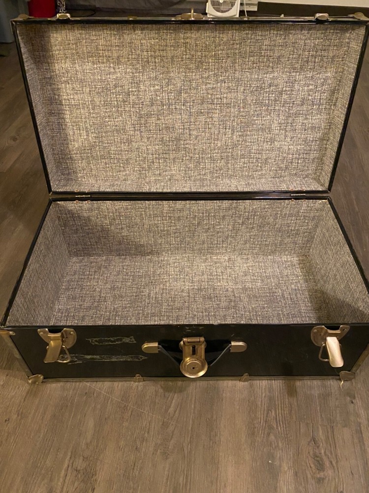 vintage streamer trunk