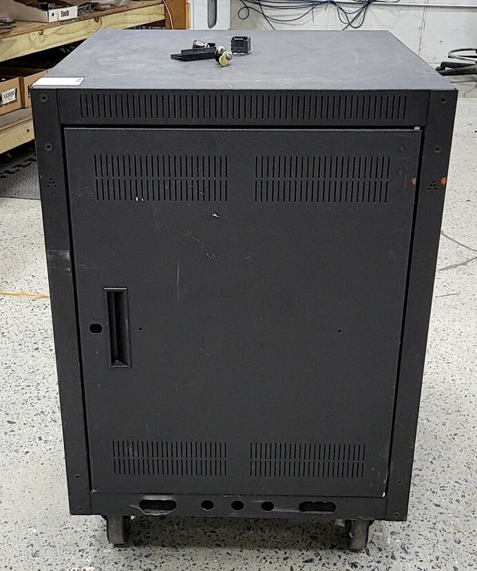 MIDDLE ATLANTIC PRODUCTS 06260609 PTRK-14 Server Case SEE NOTES